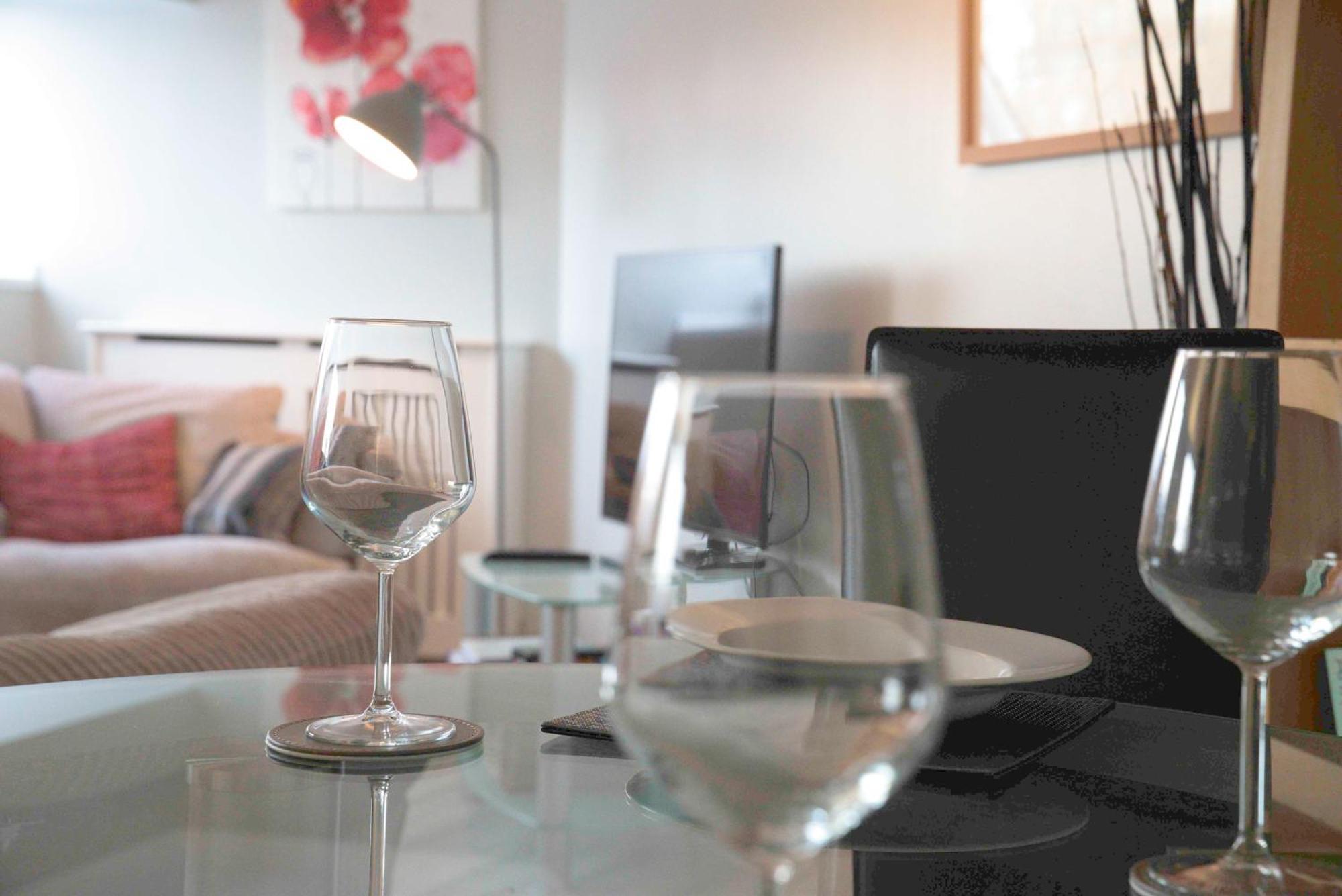 Fabulous Stylish Flat In Merchant City & Free Secure Parking Glasgow Exterior foto